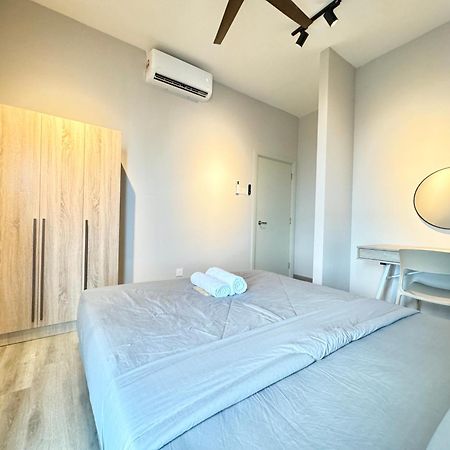 Mosaic Southkey Mid Valley By Luxecocoo Ck Johor Bahru Exterior photo