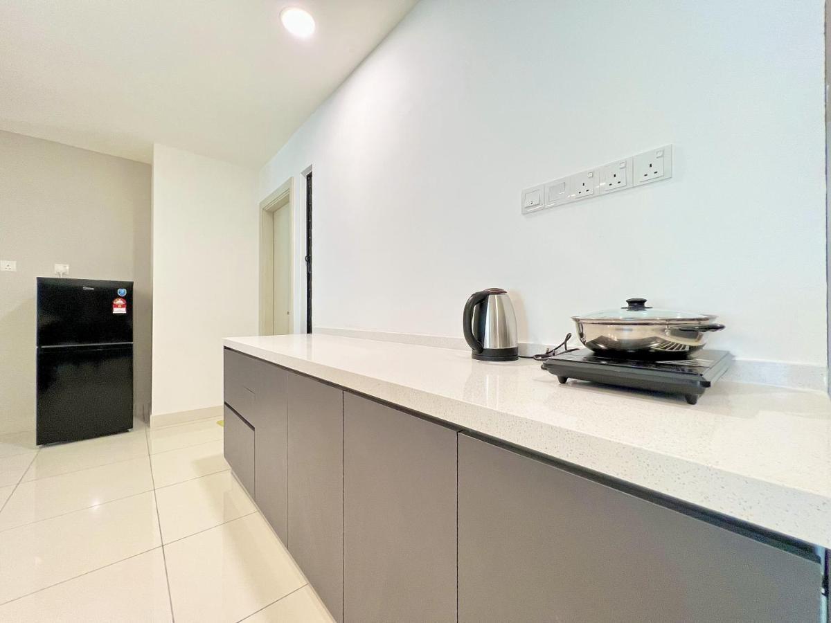 Mosaic Southkey Mid Valley By Luxecocoo Ck Johor Bahru Exterior photo