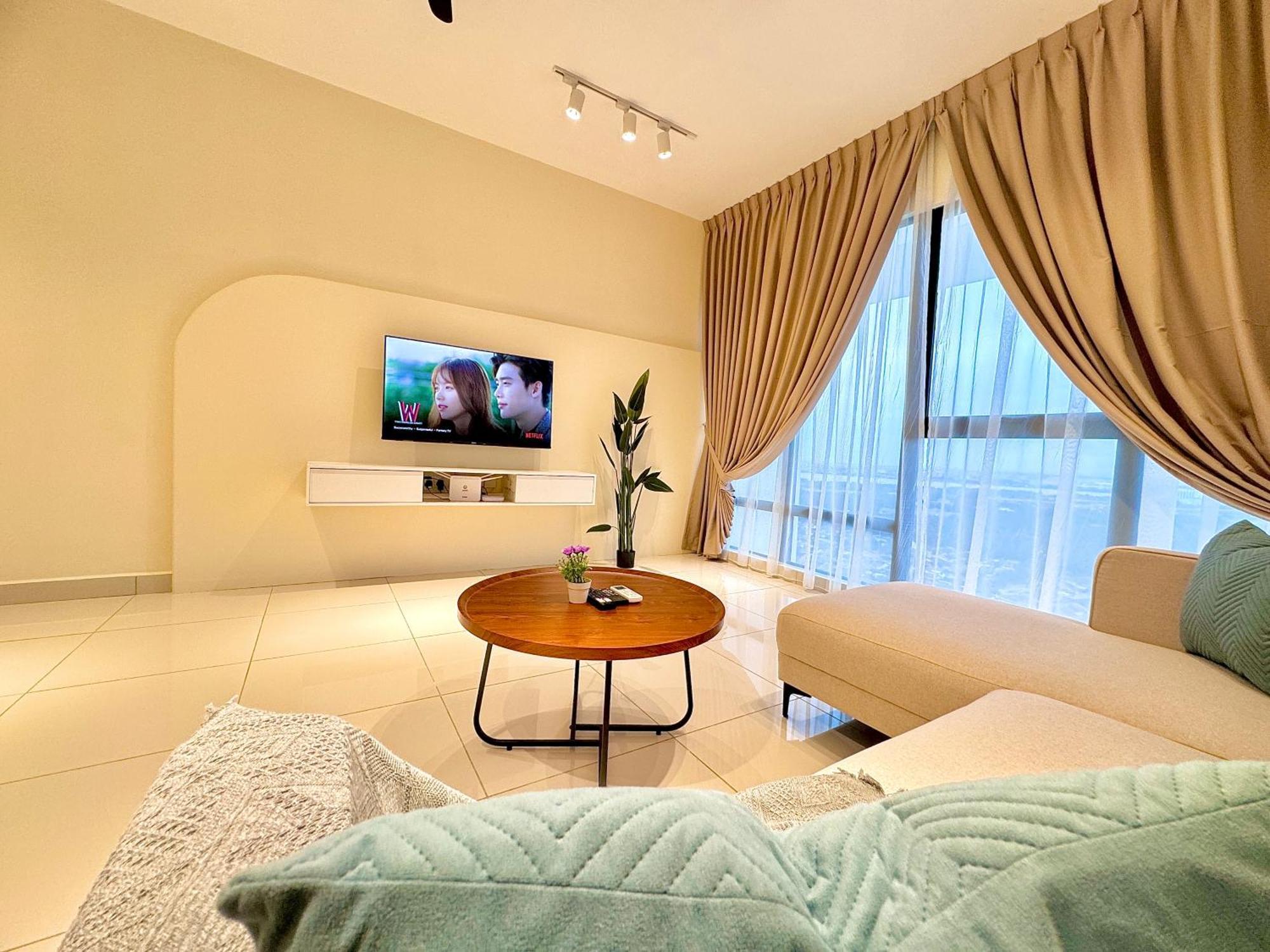 Mosaic Southkey Mid Valley By Luxecocoo Ck Johor Bahru Exterior photo