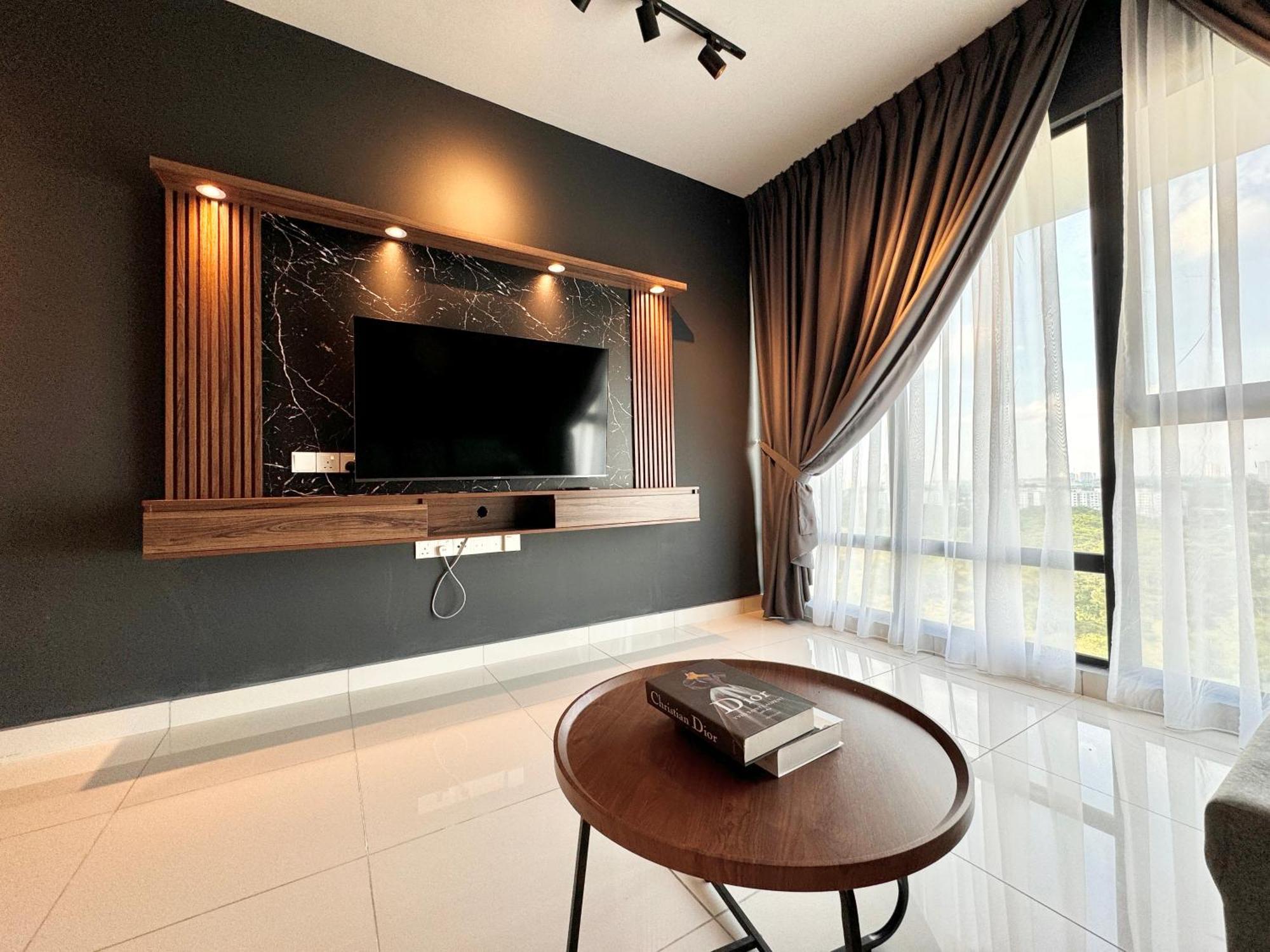 Mosaic Southkey Mid Valley By Luxecocoo Ck Johor Bahru Exterior photo